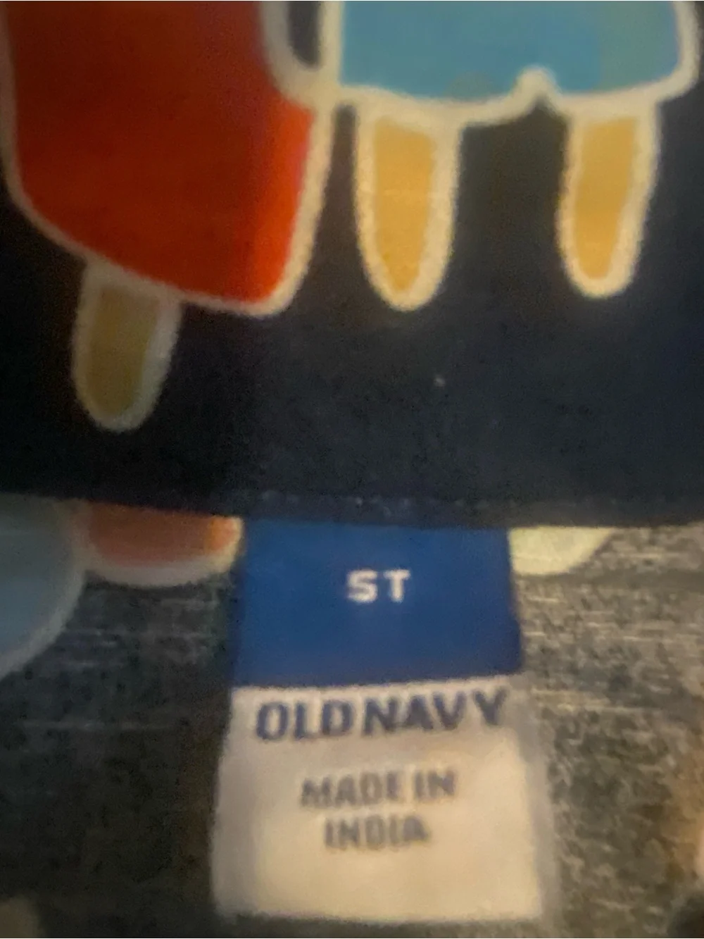 Old Navy Navy Short-Sleeve Button-Up with Popsicle Print